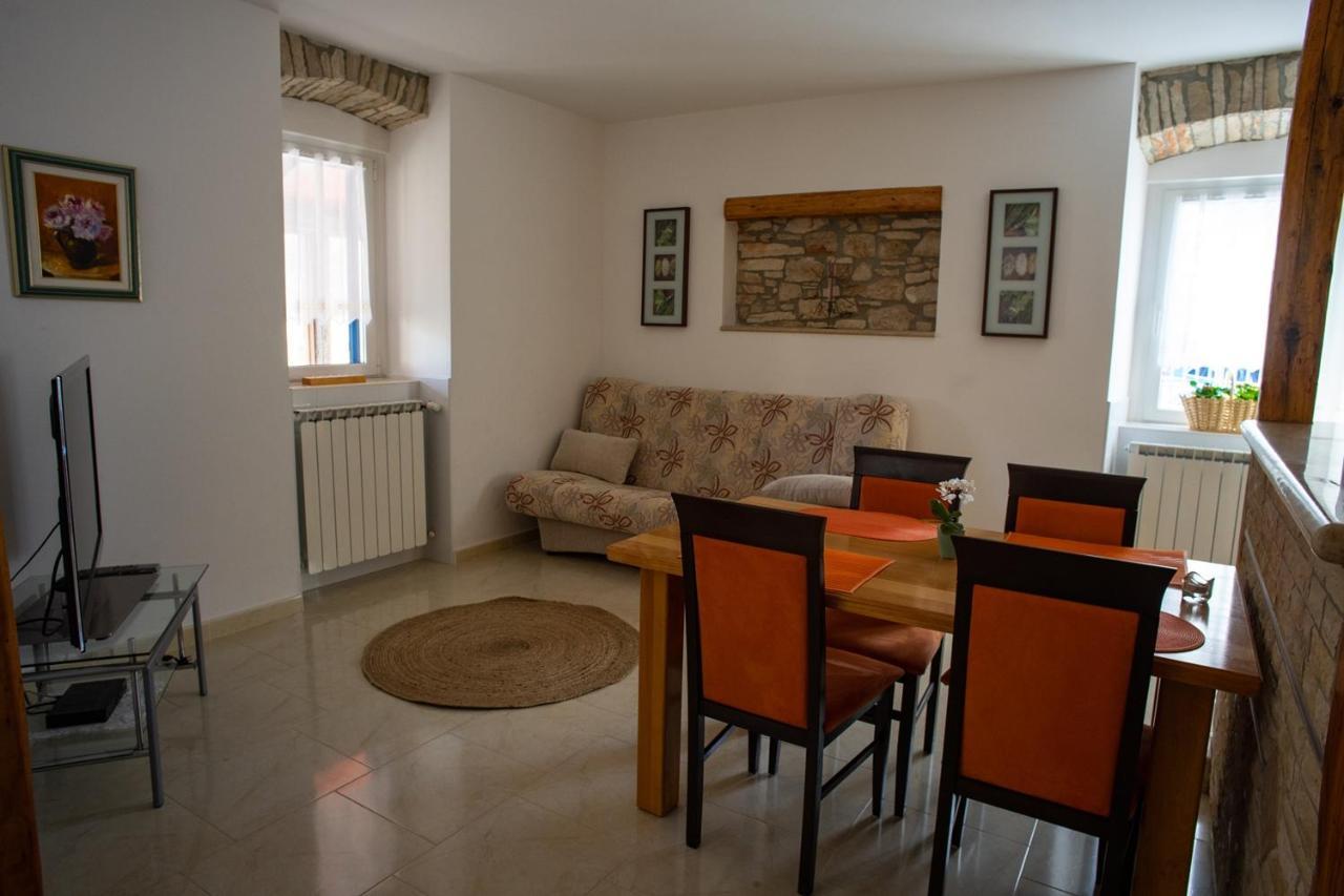 Olive Tree Apartments Умаг Екстериор снимка